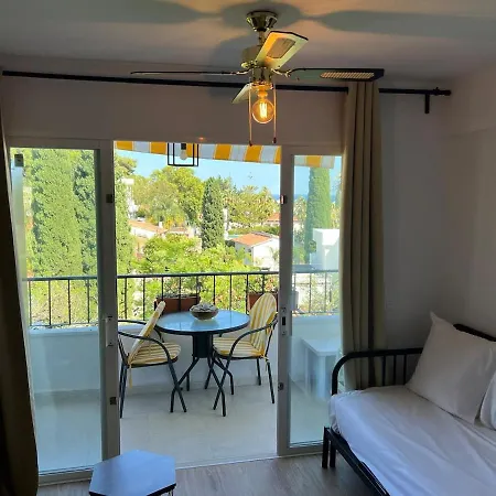 Stylish Escape In New Andalusia Rdr474